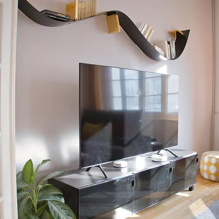 Appartement Excellence - 4 Bedrooms Reims