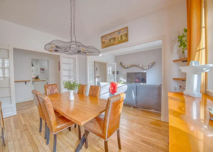 Διαμέρισμα Excellence - 4 Bedrooms Ρενς