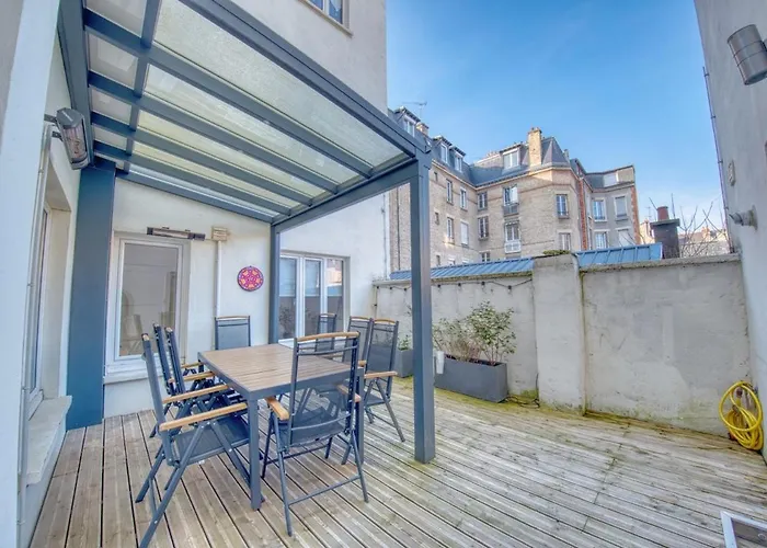 Διαμέρισμα Excellence - 4 Bedrooms Ρενς