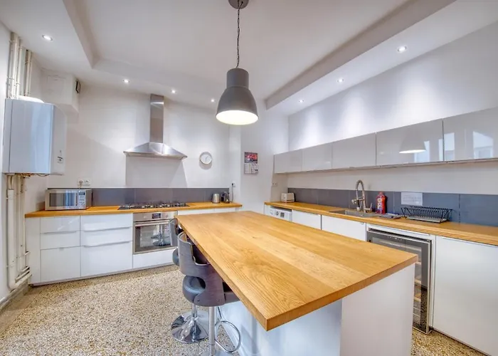 Διαμέρισμα Excellence - 4 Bedrooms
