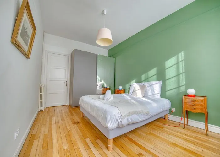 Διαμέρισμα Excellence - 4 Bedrooms *